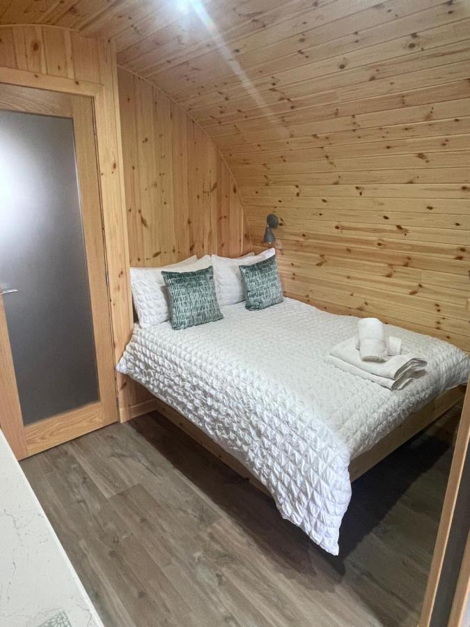 Allt Yelkie Pod Aon, Earlish Buitenkant foto